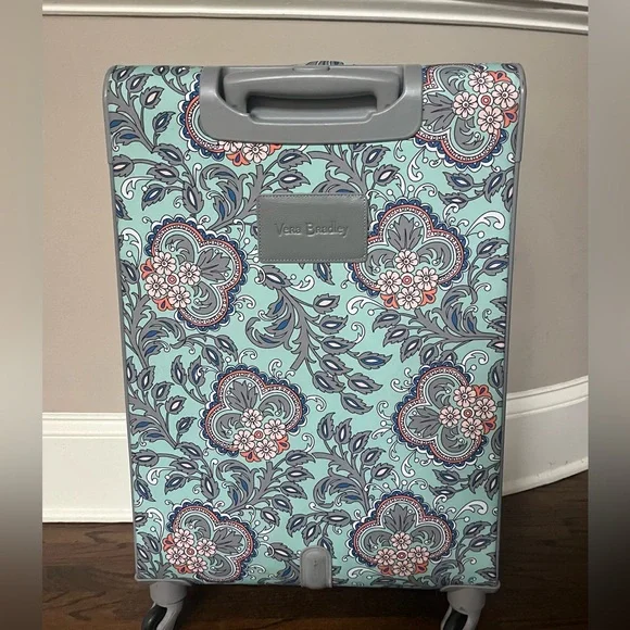 Vera Bradley Rolling Suitcase in RETIRED Fan Floral - Picture 3 of 13